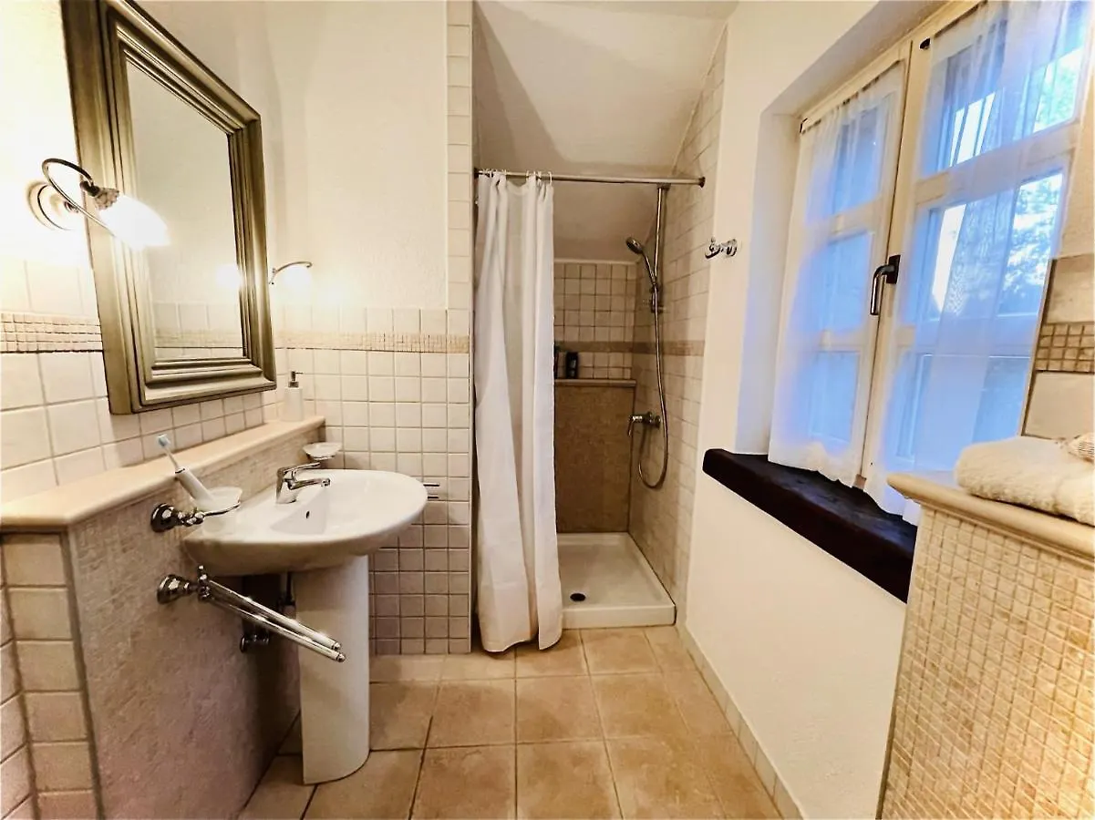 Liebevolle Villa Camelina Mit Privatpool Barat  Croatie