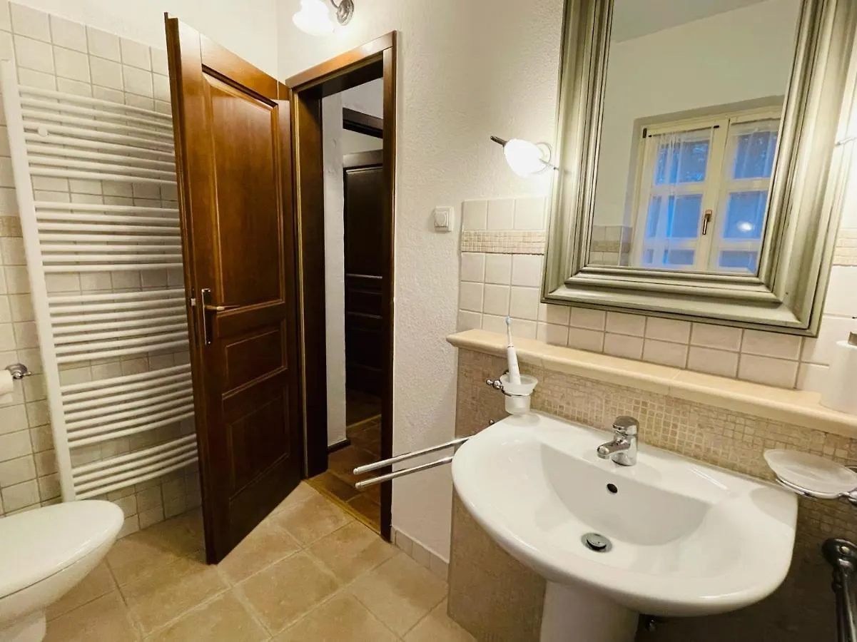 Liebevolle Villa Camelina Mit Privatpool Barat