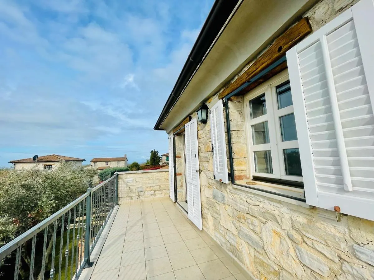 Liebevolle Villa Camelina Mit Privatpool Barat