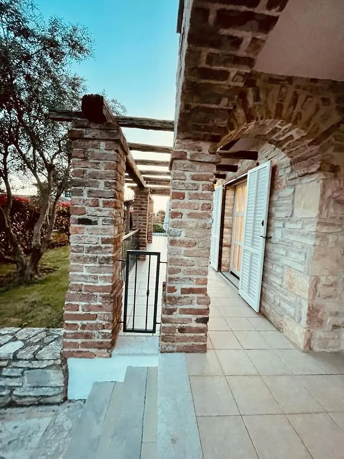 Liebevolle Villa Camelina Mit Privatpool Barat