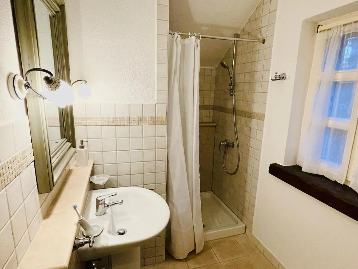Liebevolle Villa Camelina Mit Privatpool Barat