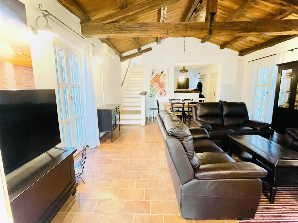 Liebevolle Villa Camelina Mit Privatpool Barat